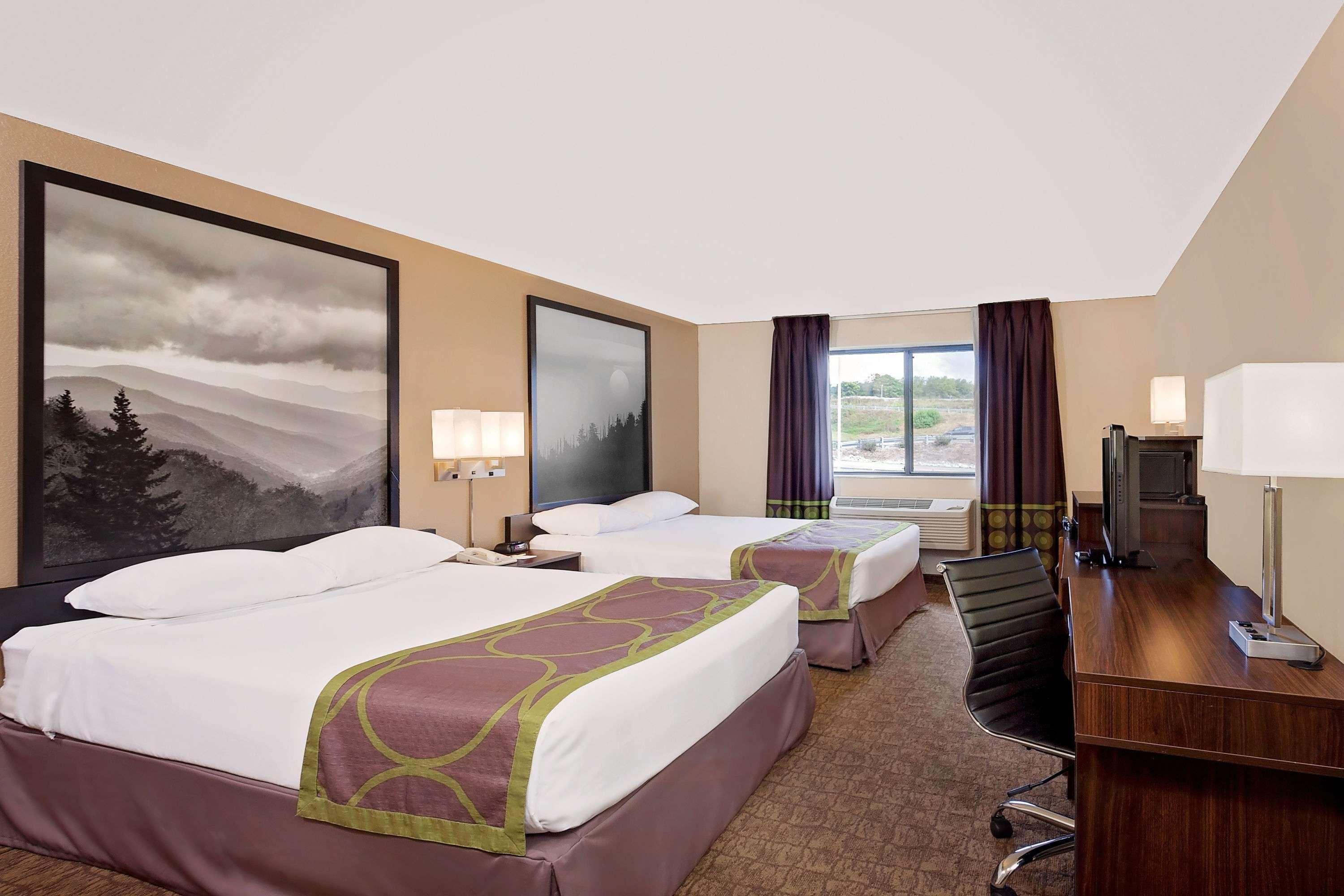 Super 8 By Wyndham Lebanon Hotel Екстериор снимка